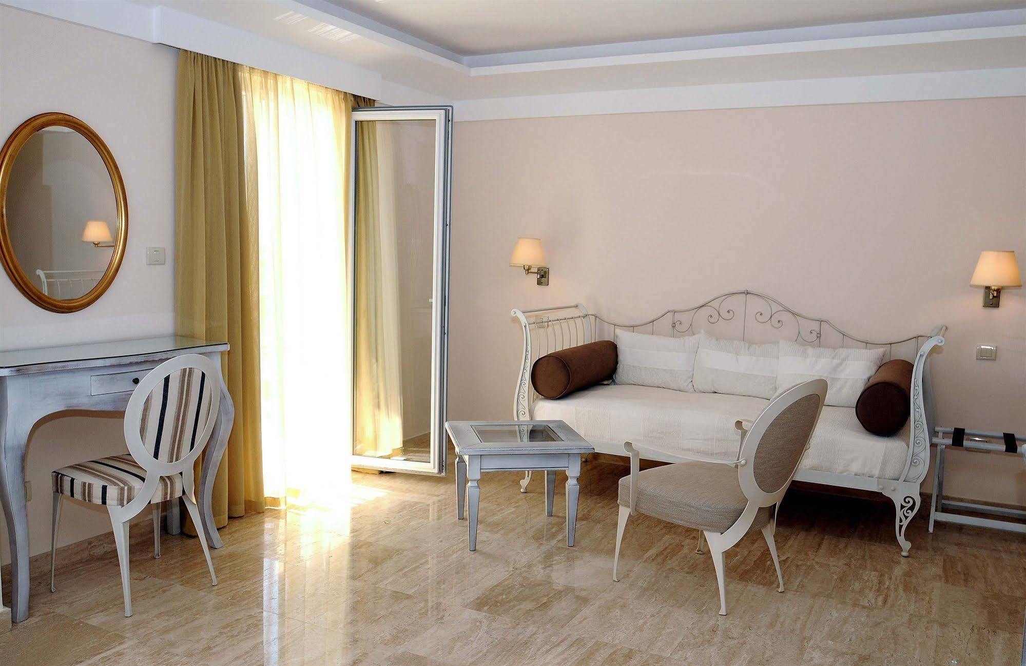 Hotel Azimut Sveti Stefan