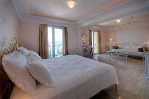 Azimut Sveti Stefan